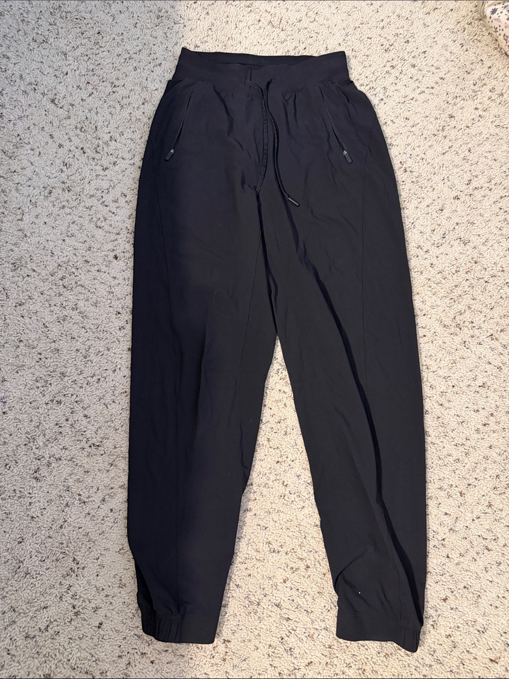 Lulu Lemon Woman’s Black Casual Jogger Pants - Comfortable Everyday Wear